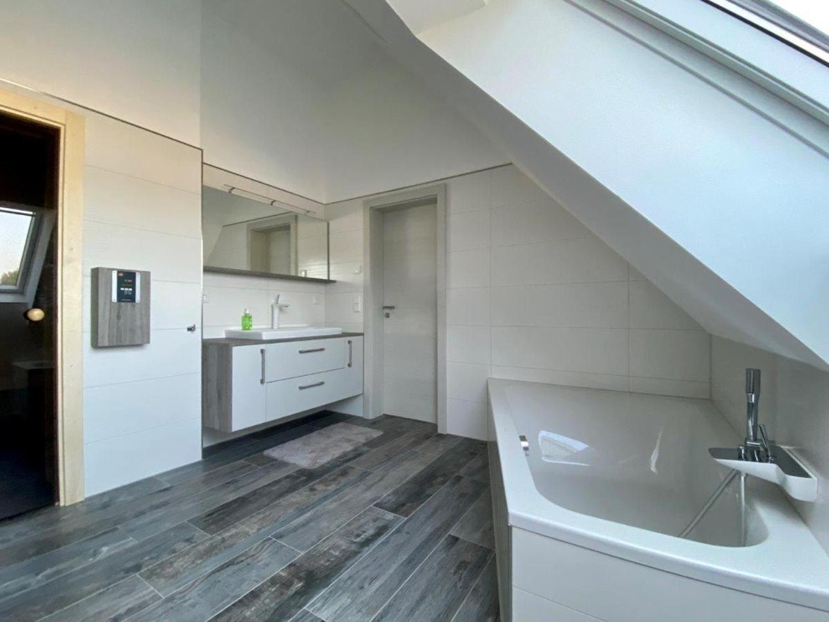 Ferienhaus Seestern Am Harkebruegger See Mit Sauna Und Kamin Barssel  Exterior foto